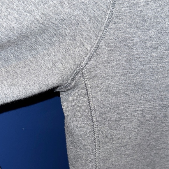 Danskin- Women’s Gray Zip-Up Jacket Size Medium - Picture 5 of 13